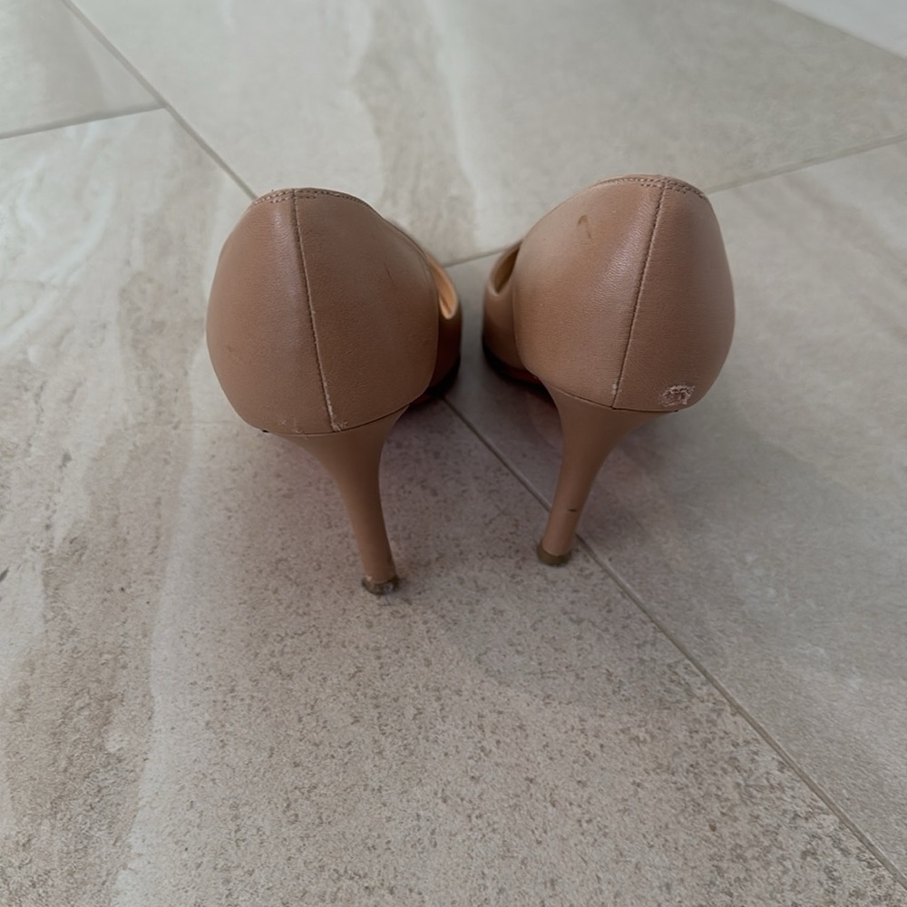 ❤️Christian Louboutin size 6.5 Nude Heels- offers welcomed!!!!!❤️ - Picture 8 of 15